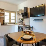 Appartamento Teona Luxury With Jacuzzi And Terrace Sea View Sali