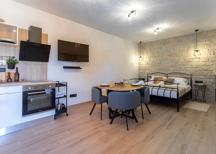 아파트 Teona Luxury With Jacuzzi And Terrace Sea View 살리