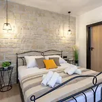 Teona Luxury With Jacuzzi And Terrace Sea View Appartement Sali