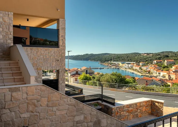 Apartman Teona Luxury With Jacuzzi And Terrace Sea View