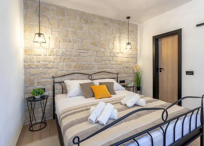 Teona Luxury With Jacuzzi And Terrace Sea View Apartamento Sali