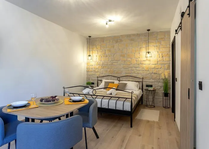 Teona Luxury With Jacuzzi And Terrace Sea View